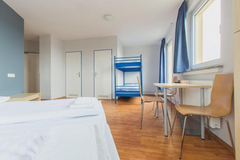 A&O Dortmund Hauptbahnhof Hotel Room photo